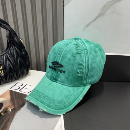 Balenciaga Spring New Hole Casual Baseball Cap - Image 8