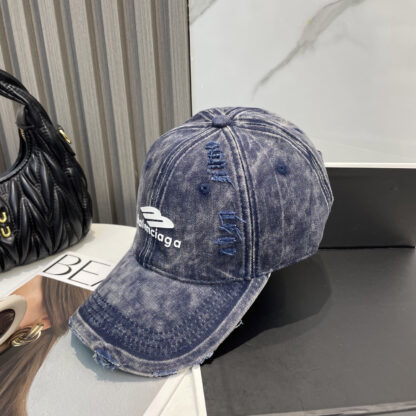 Balenciaga spring new hole casual baseball cap - Image 8