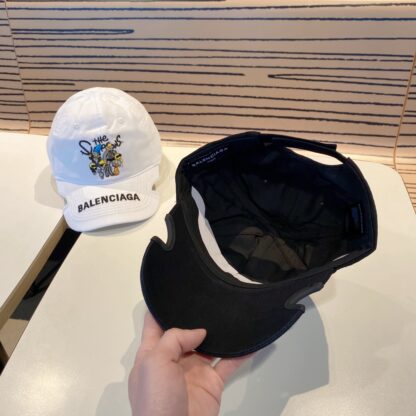 Balenciaga Korean version of British casual custom baseball cap - Image 8