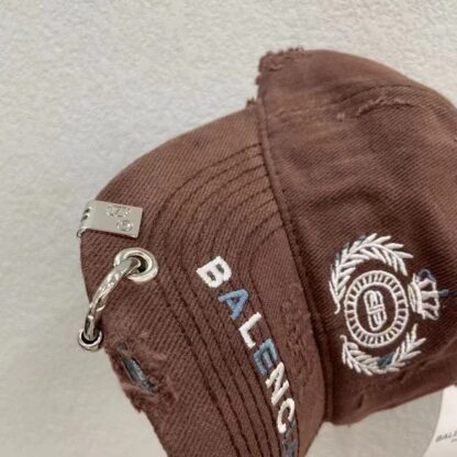 Balenciaga Korean version of British casual custom baseball cap - Image 8