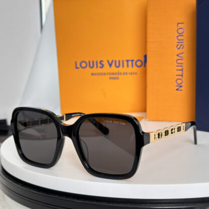 LOUIS VUITTON Fashion Sunglasses - Image 9