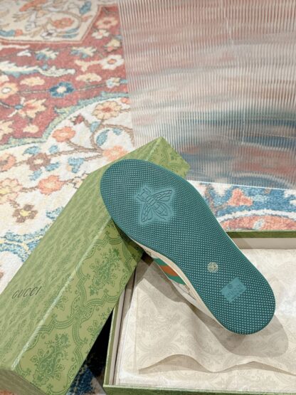 Gucci distressed dirty casual shoes catwalk style - Image 9