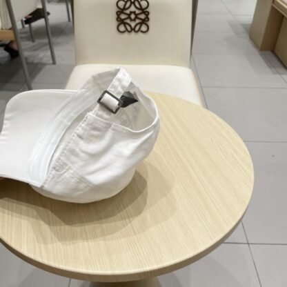 Balenciaga new embroidered logo baseball cap - Image 8