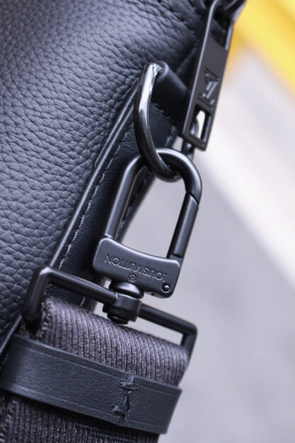 Louis Vuitton Armand Small Briefcase - Image 8