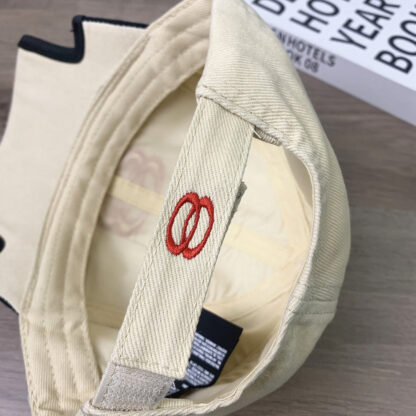 Balenciaga notched double circle letter embroidered baseball cap - Image 8