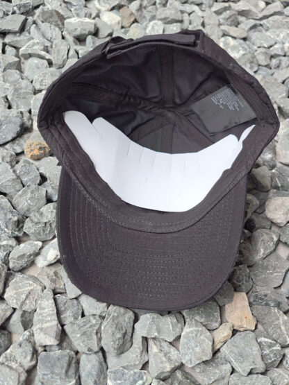 Balenciaga 10,000-stitch cap - Image 8