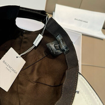 Balenciaga classic lightweight breathable baseball cap - Image 8