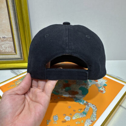 Balenciaga pure cotton old fashioned baseball cap - Image 8
