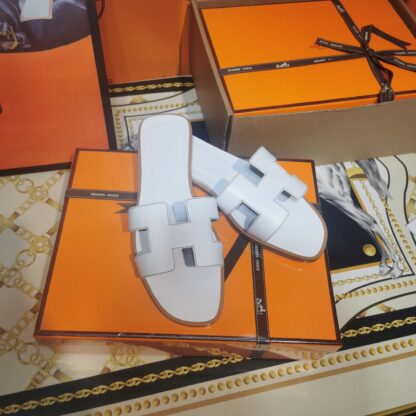 Hermès white handmade slippers - Image 8