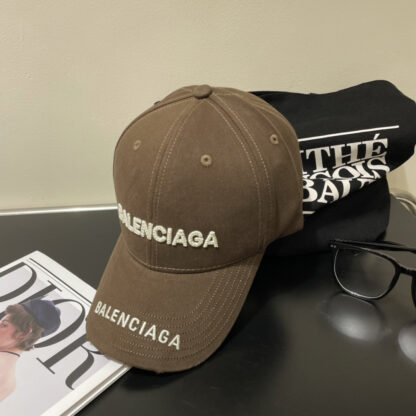 Balenciaga simple and stylish couple baseball cap - Image 8