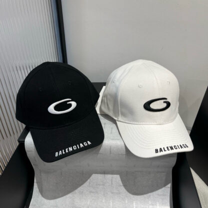 Balenciaga baseball cap - Image 8