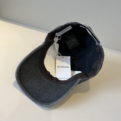 Balenciaga logo baseball cap - Image 8