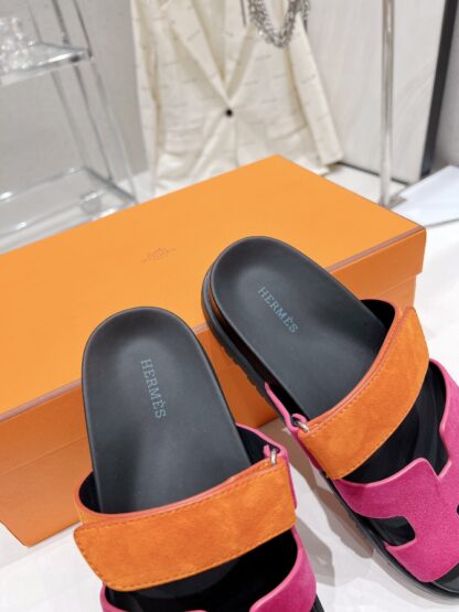 Hermès Spring and Summer New Pink Orange Comfort Slippers - Image 8