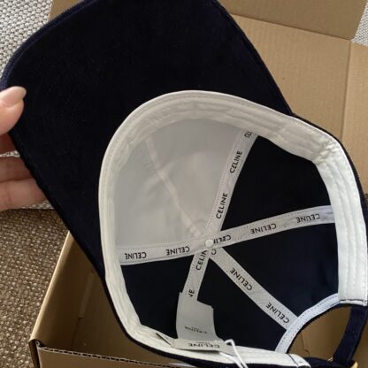 Celine autumn and winter retro hard top baseball cap - Image 8