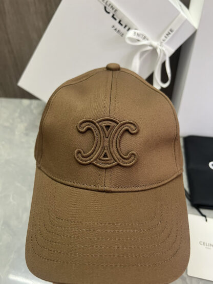 Celine stylish and convenient everyday style baseball cap - Image 8