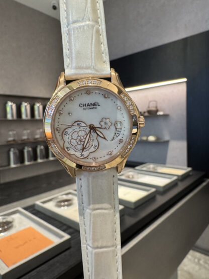 Chanel Women's Watches - Image 9