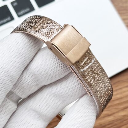 Chanel European and American fashion British style watch - Image 9