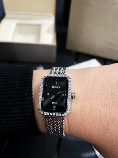 Chanel Vintage Sugar Cube Women's Watch - Image 9