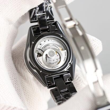 Chanel stylish and exquisite women's watches - Image 8