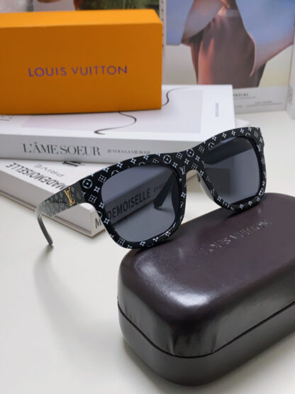 LOUIS VUITTON Fashion Sunglasses - Image 9