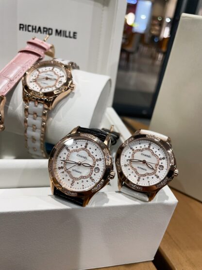 Chanel exquisite women's watch - Image 9