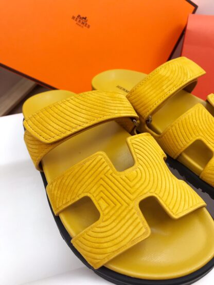Hermès yellow spring and summer new leather slippers - Image 8