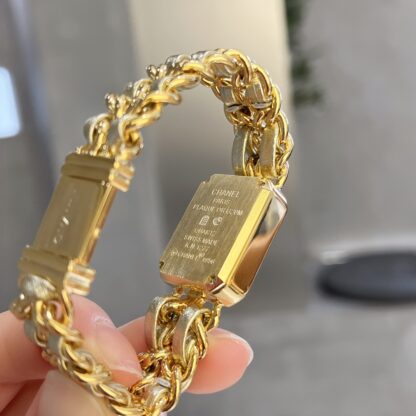 Chanel Vintage Sugar Cube Watch - Image 9