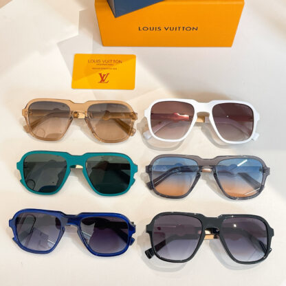 LOUIS VUITTON Fashion Sunglasses - Image 9