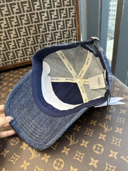 Celine exquisite baseball cap - Image 8