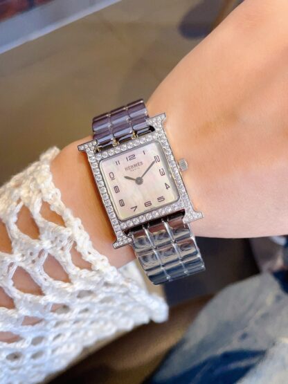 Hermes Square Dial Fashionable Temperament Watch - Image 7