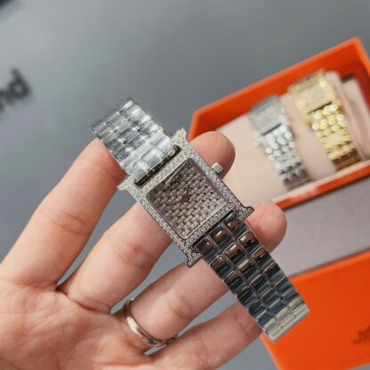 Hermes Square Dial Fashionable Temperament Watch - Image 8