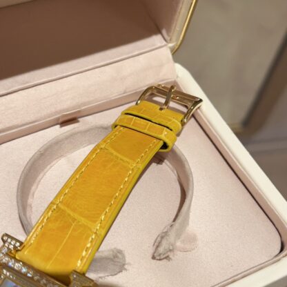 Hermes Square Dial Elegant Watch - Image 8