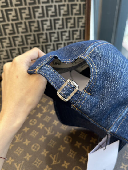 Celine exquisite baseball cap - Image 8