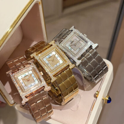 Hermes Gypsophila Square Dial Elegant Watch - Image 8