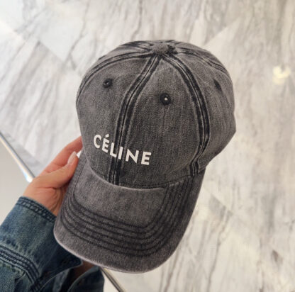 Celine best-selling baseball cap - Image 8