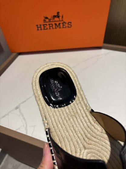 Hermes dark blue comfortable all-match non-slip breathable casual slippers - Image 8