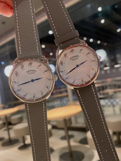 Hermes stylish quartz watch - Image 6
