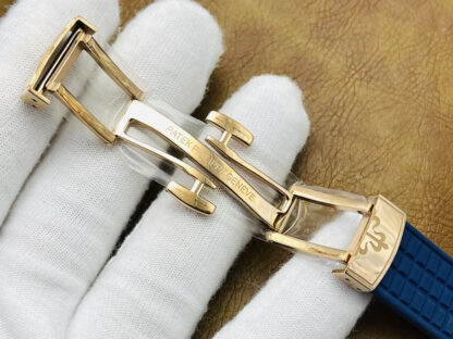 Patek Philippe Aquanaut Ladies Quartz Watch - Image 8