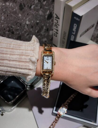 Hermes Fashion Women's Quartz Watch - Image 6