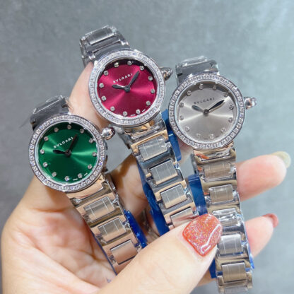 Bulgari classic yet stylish women's watch - Image 8