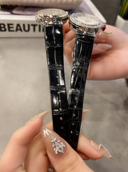 Bulgari's dazzling watch - Image 8
