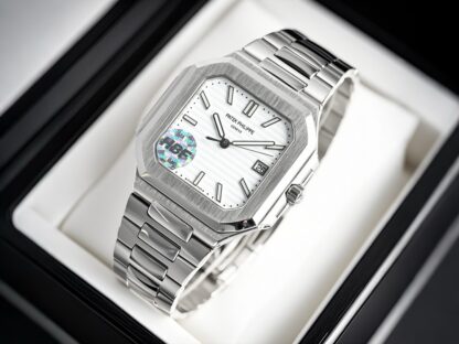 Patek Philippe New Series CUBITUS 5821 Watch - Image 8