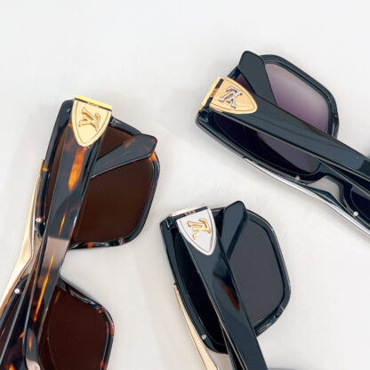 LOUIS VUITTON Fashion Sunglasses - Image 9
