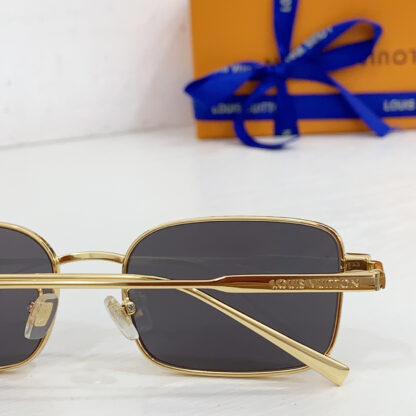 LOUIS VUITTON Fashion Sunglasses - Image 9