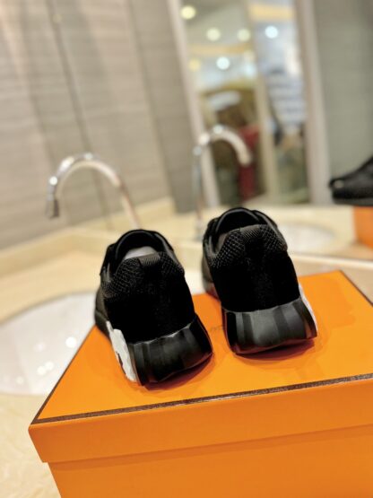 Hermès classic black couple breathable casual sports shoes - Image 8