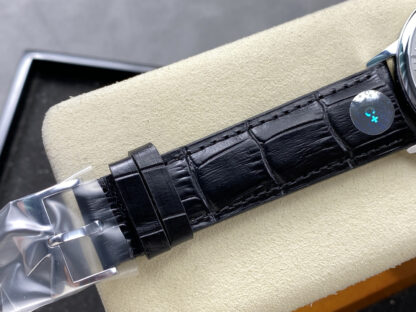 Vacheron Constantin exquisite and versatile watch - Image 8