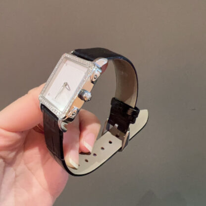 Louis Vuitton cowhide watch - Image 8