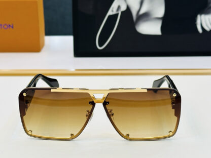 LOUIS VUITTON Fashion Sunglasses - Image 9