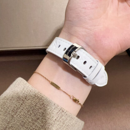 Louis Vuitton three-hand super hot watch - Image 8