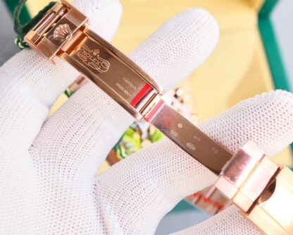 The Rolex custom 7750 all-in-one watch is perfectly embedded in the case - Image 8